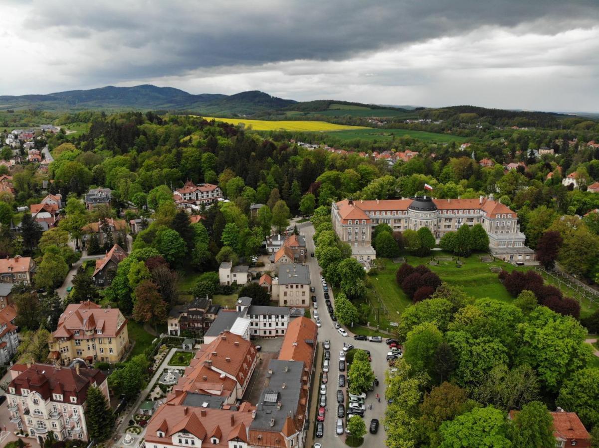 Rezydencja Bohema Szczawno-Zdroj Exterior foto